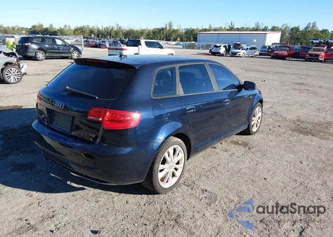 2013 Audi A3 2.0 Tdi Premium z USA, uszkodzony, nr VIN WAUBJAFM1DA004111